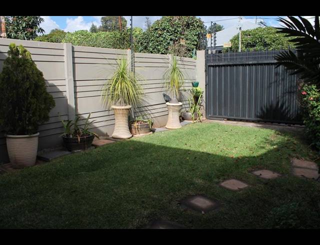 3 BEDROOM HOUSE FOR SALE IN KENSINGTON